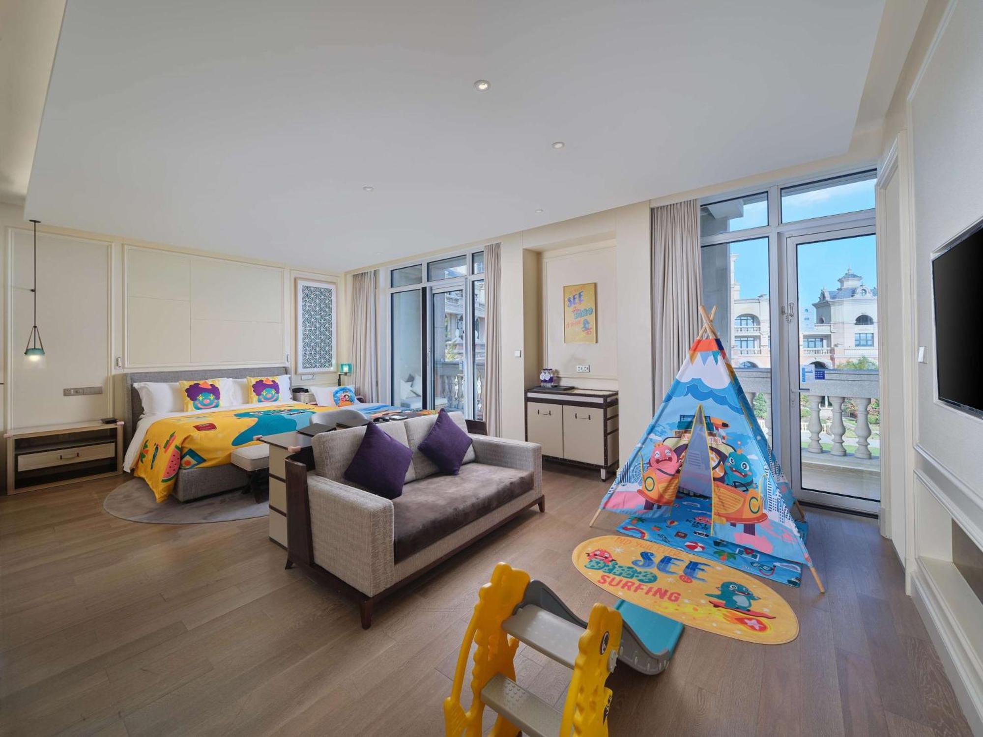 Hilton Dalian Golden Pebble Beach Resort Zhaojiatun Bagian luar foto