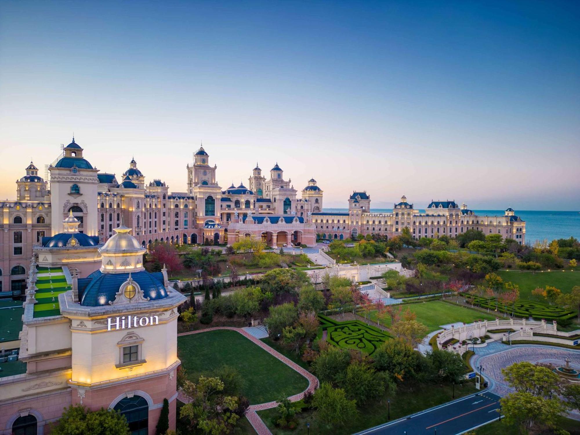 Hilton Dalian Golden Pebble Beach Resort Zhaojiatun Bagian luar foto