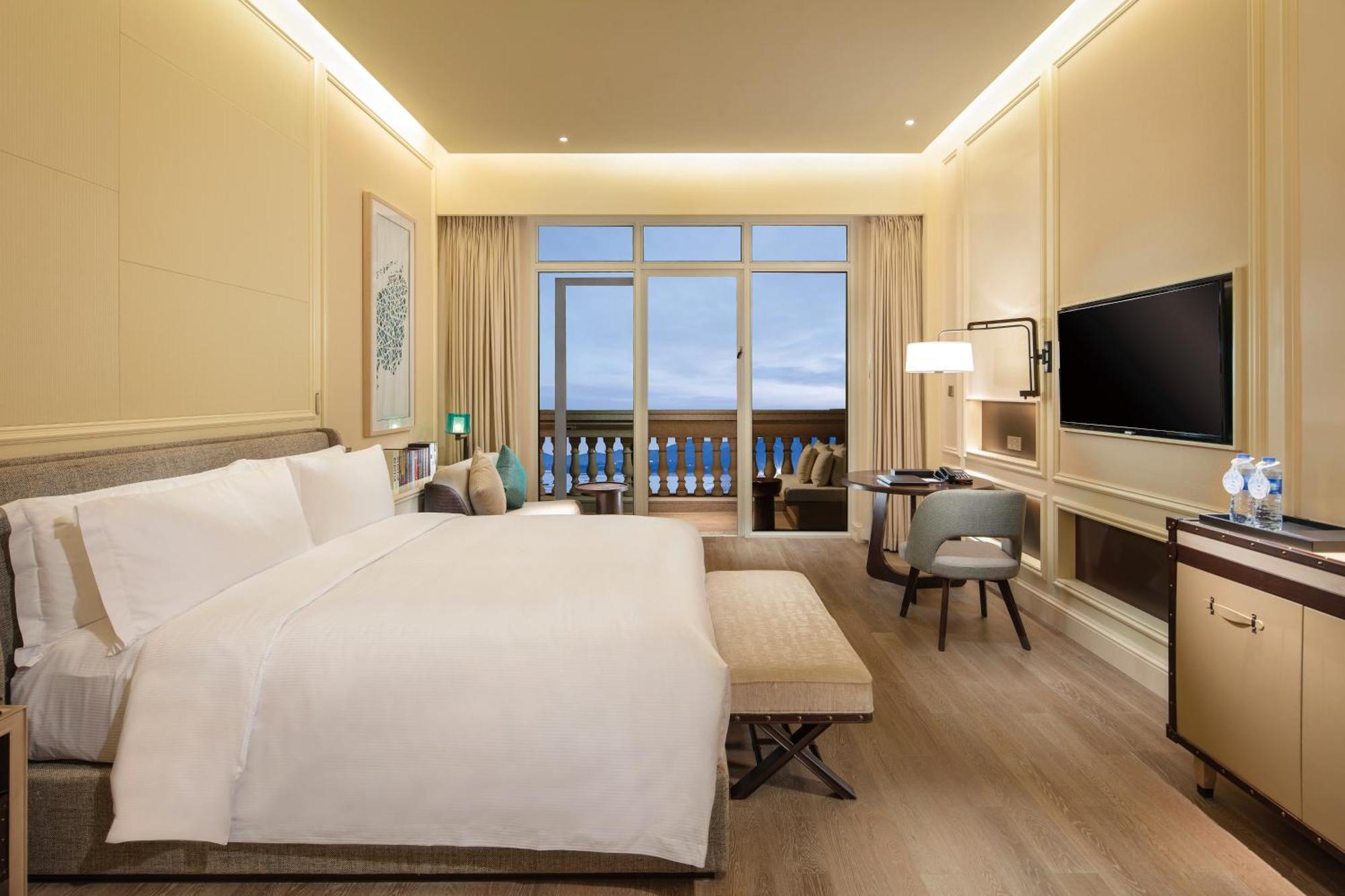 Hilton Dalian Golden Pebble Beach Resort Zhaojiatun Bagian luar foto